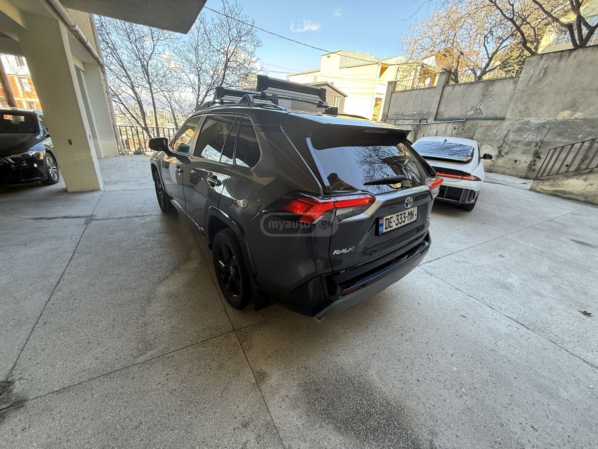 Toyota Rav 4 - фото 2