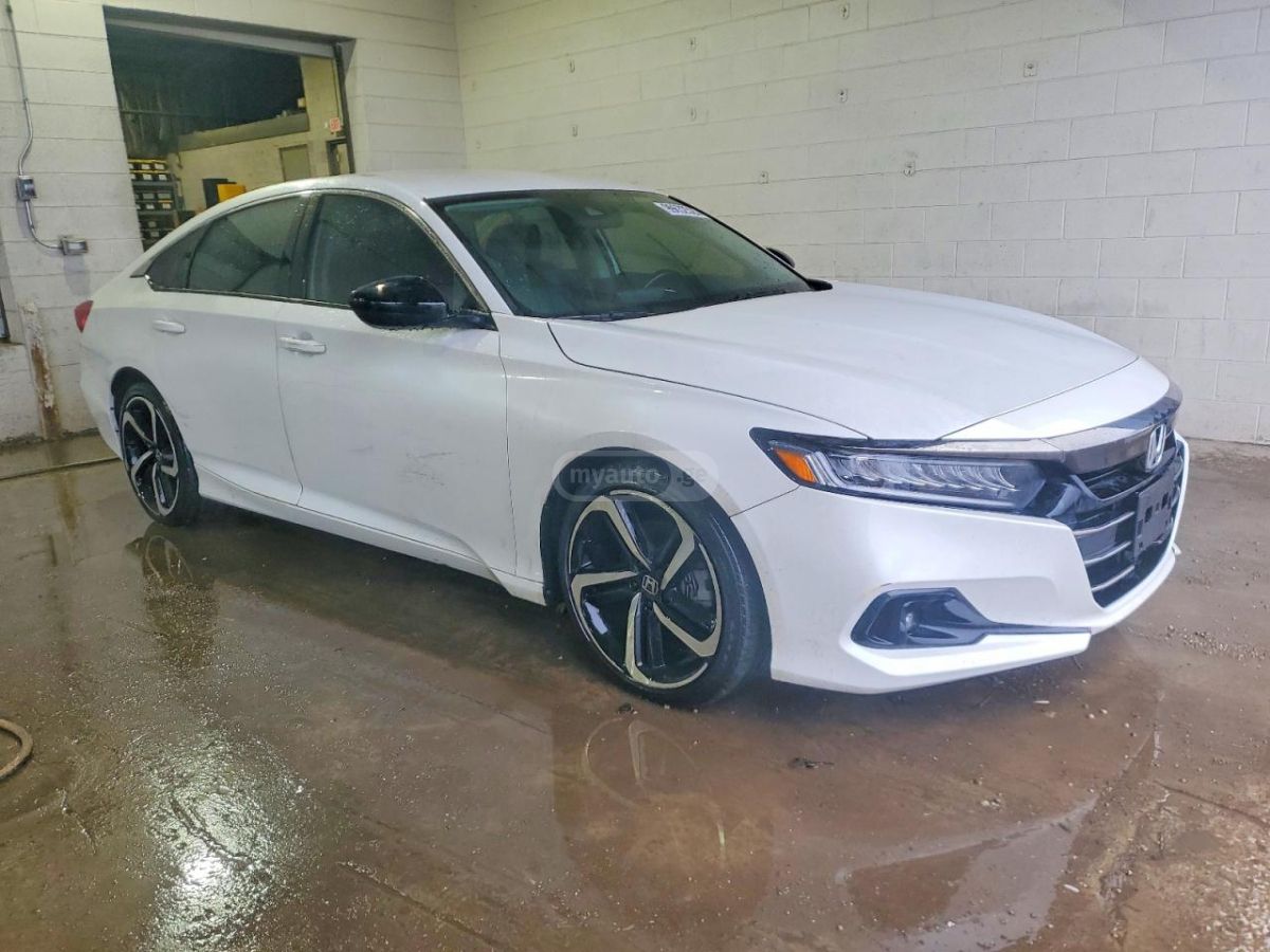 Honda Accord - фото 4