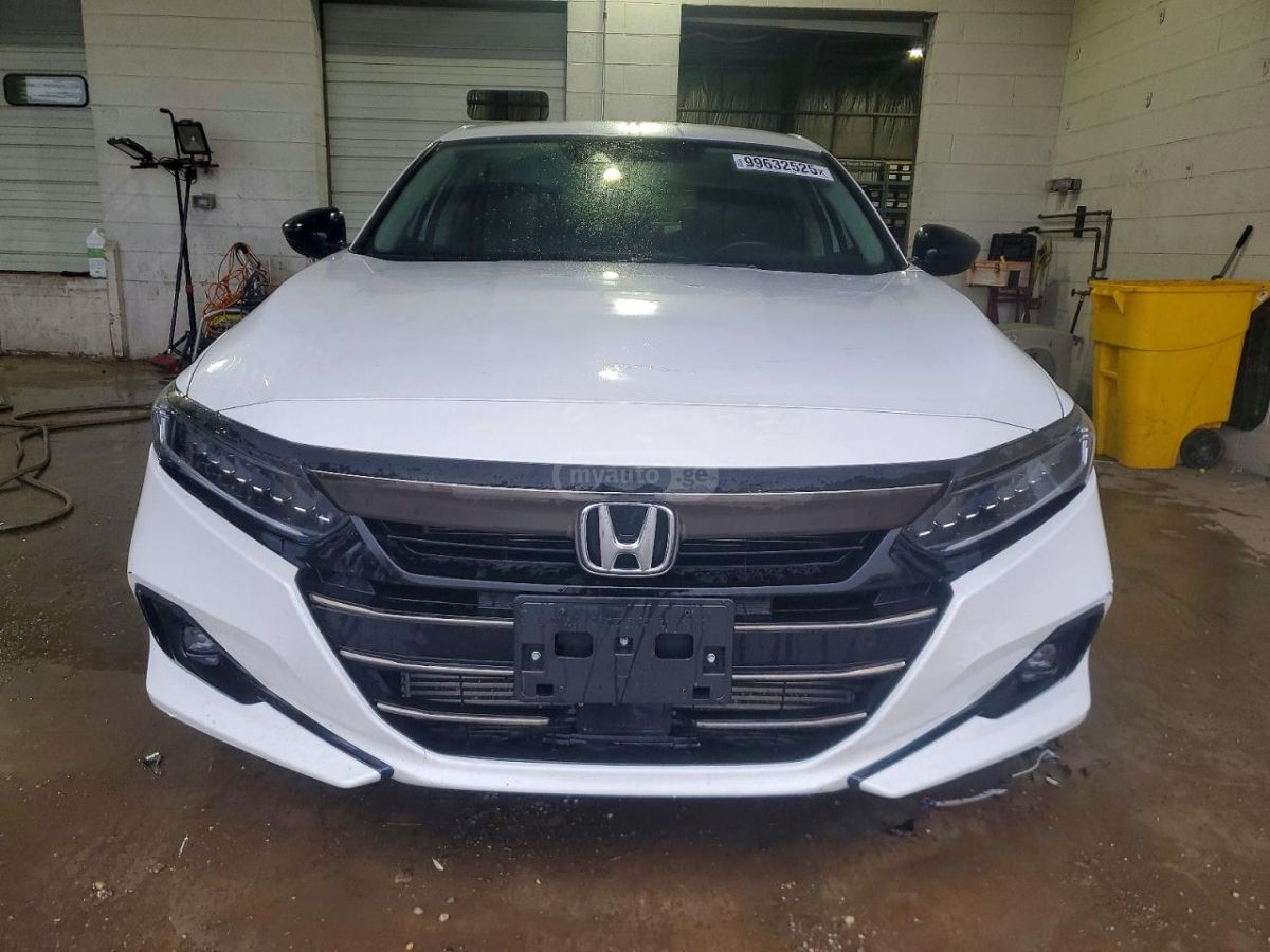 Honda Accord - фото 5