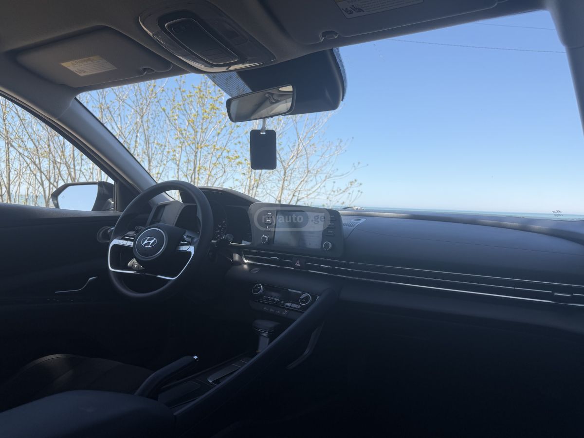 Hyundai Elantra - фото 6