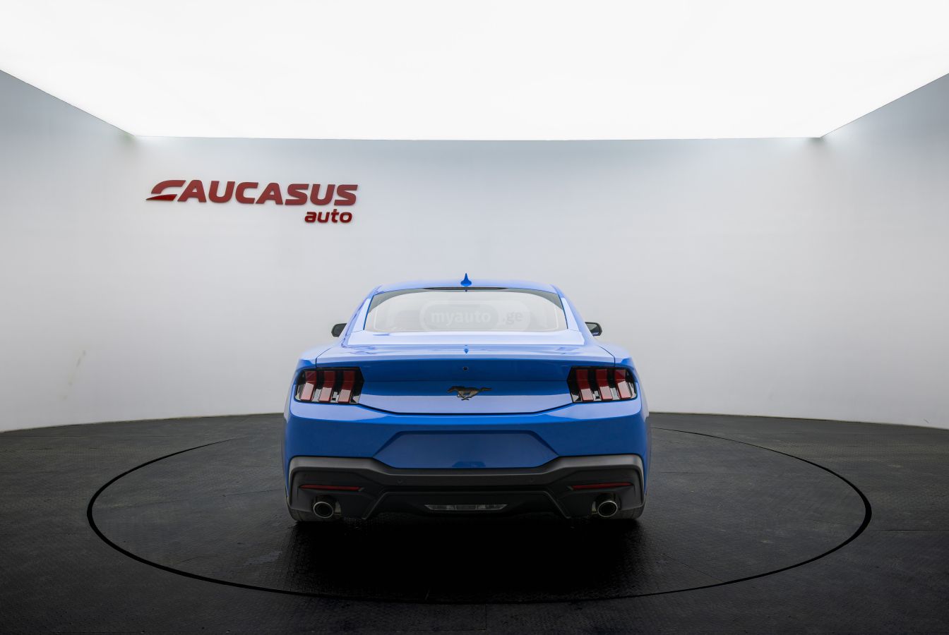 Ford Mustang - фото 6