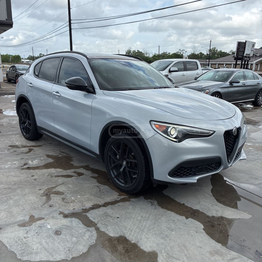 Alfa Romeo Stelvio - фото 1