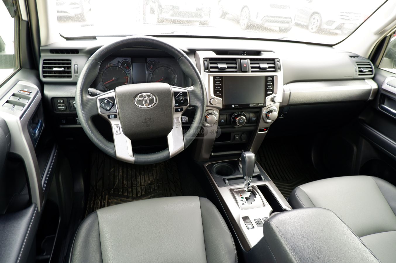 Toyota 4Runner - фото 9