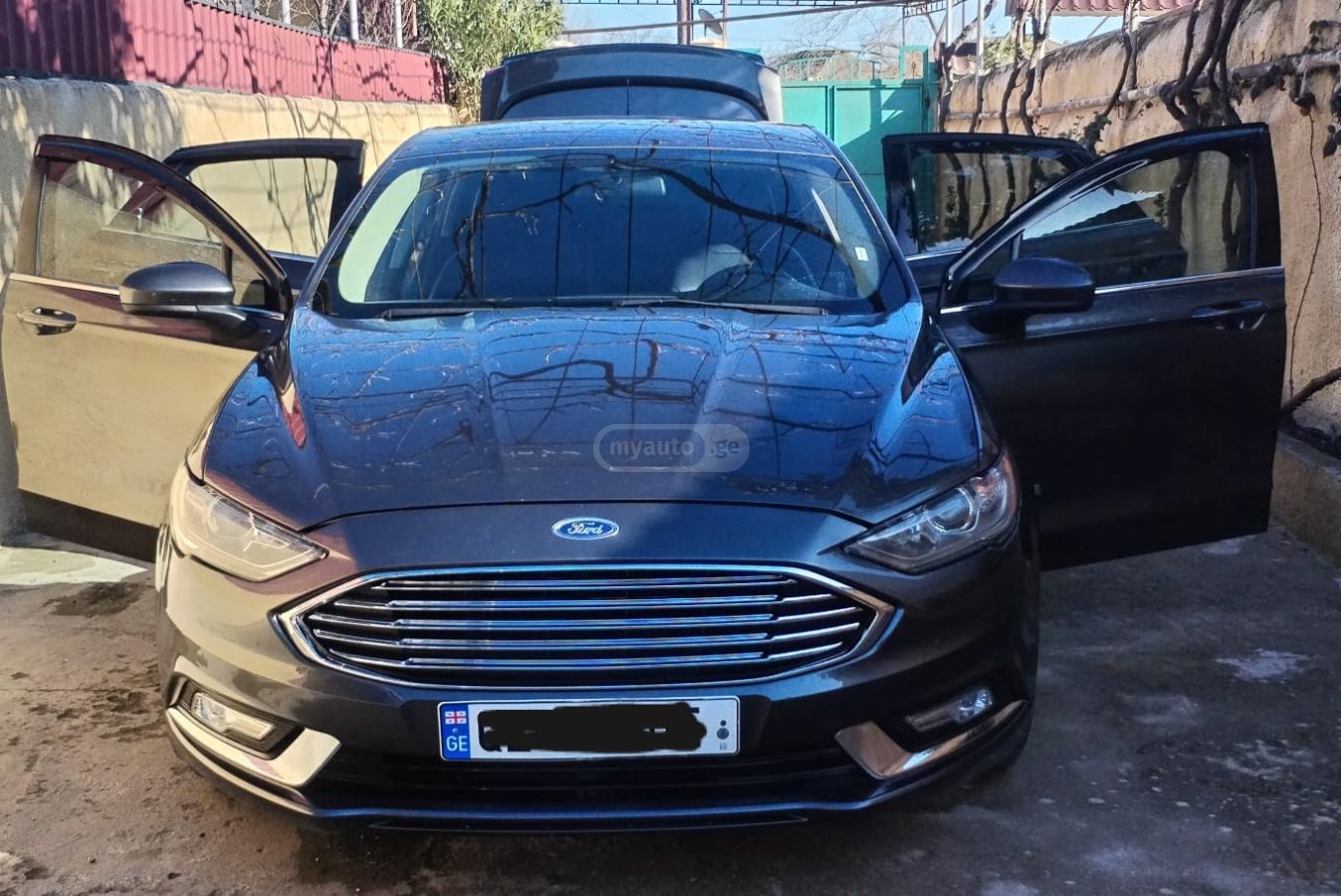 Ford Fusion - фото 2