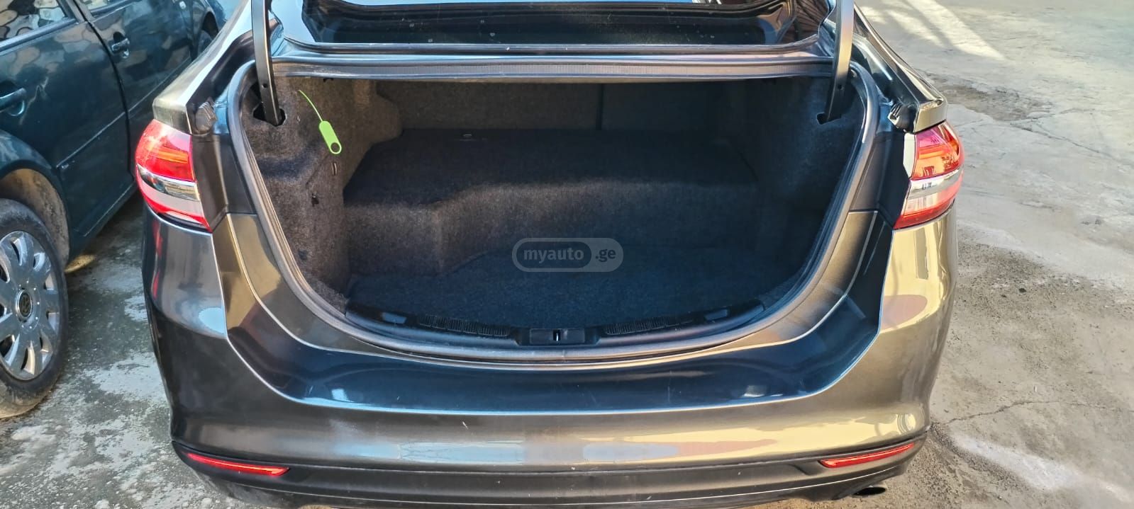 Ford Fusion - фото 9