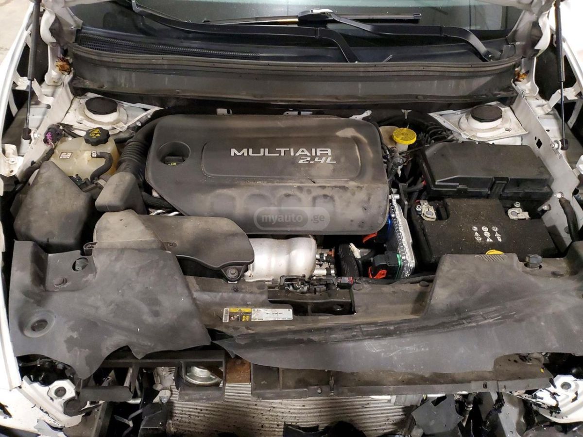 Jeep Cherokee - фото 11