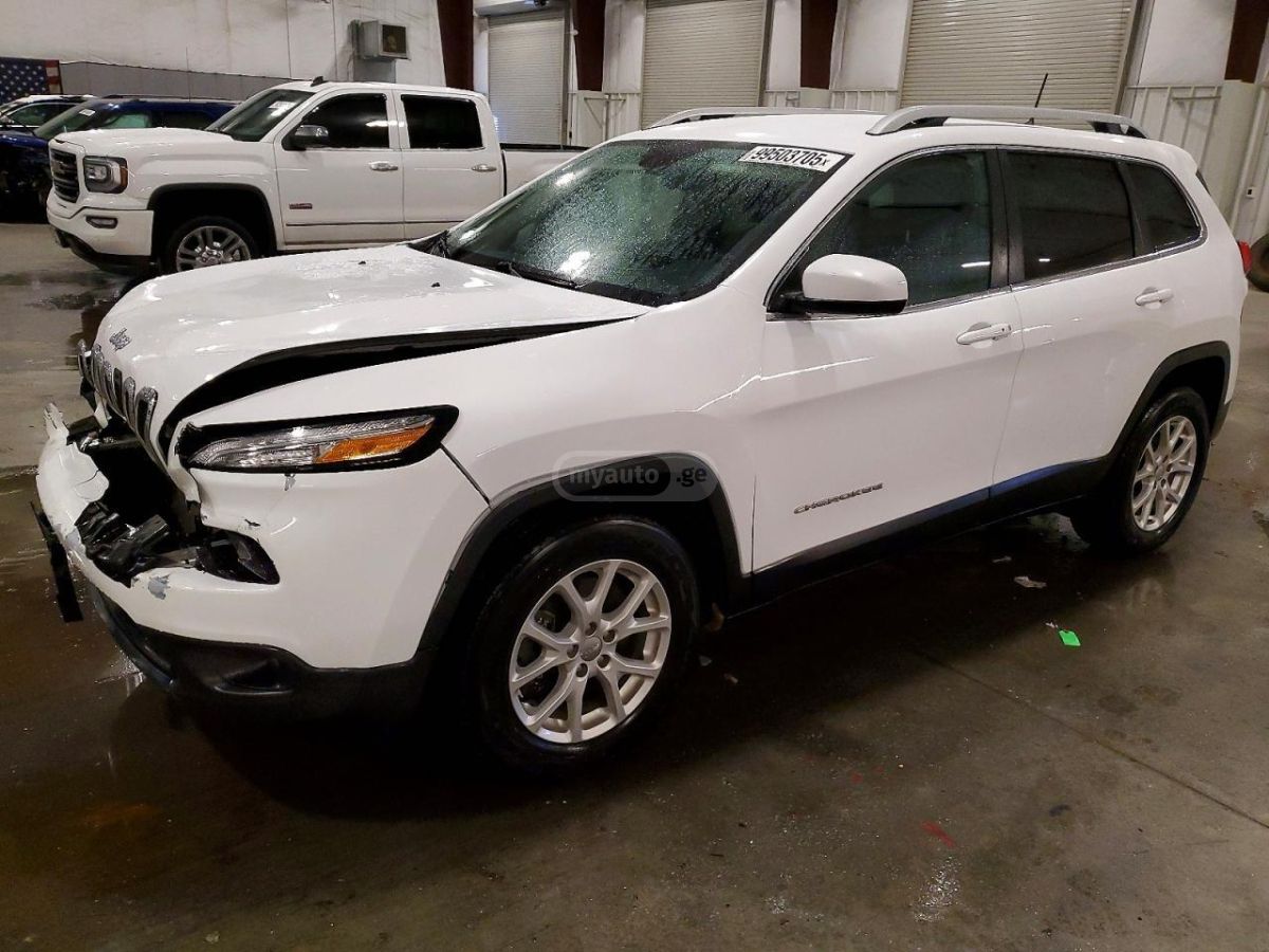 Jeep Cherokee - фото 3