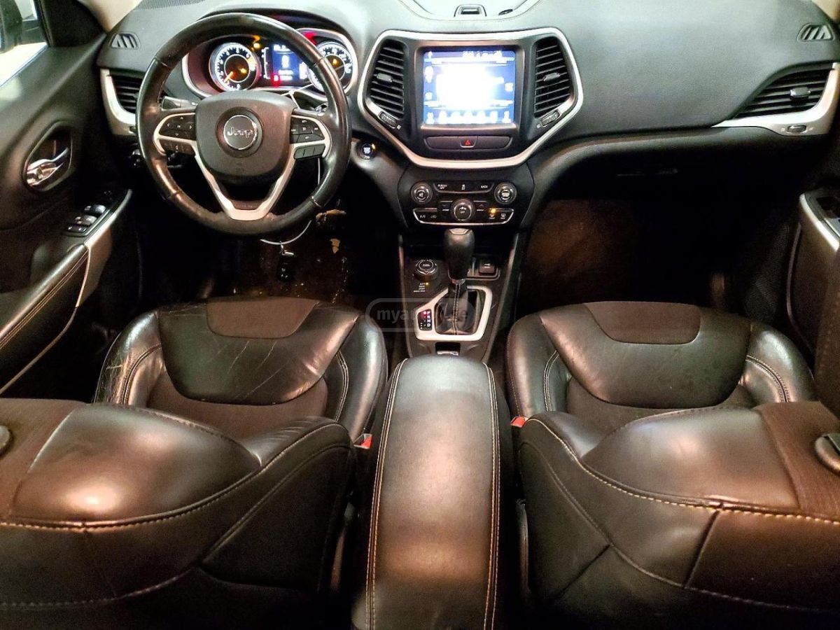 Jeep Cherokee - фото 7