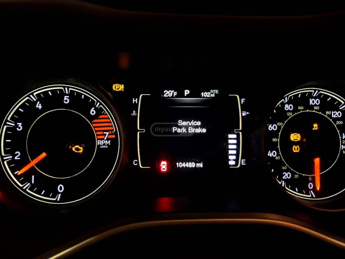 Jeep Cherokee - фото 8