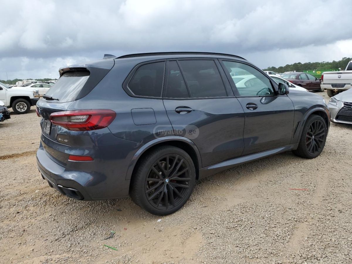 BMW X5 - фото 3