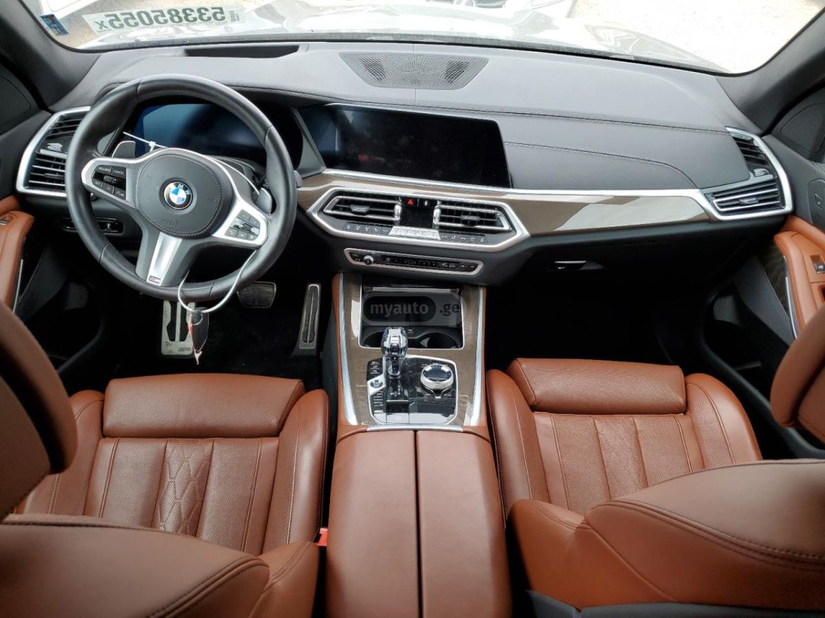 BMW X5 - фото 8