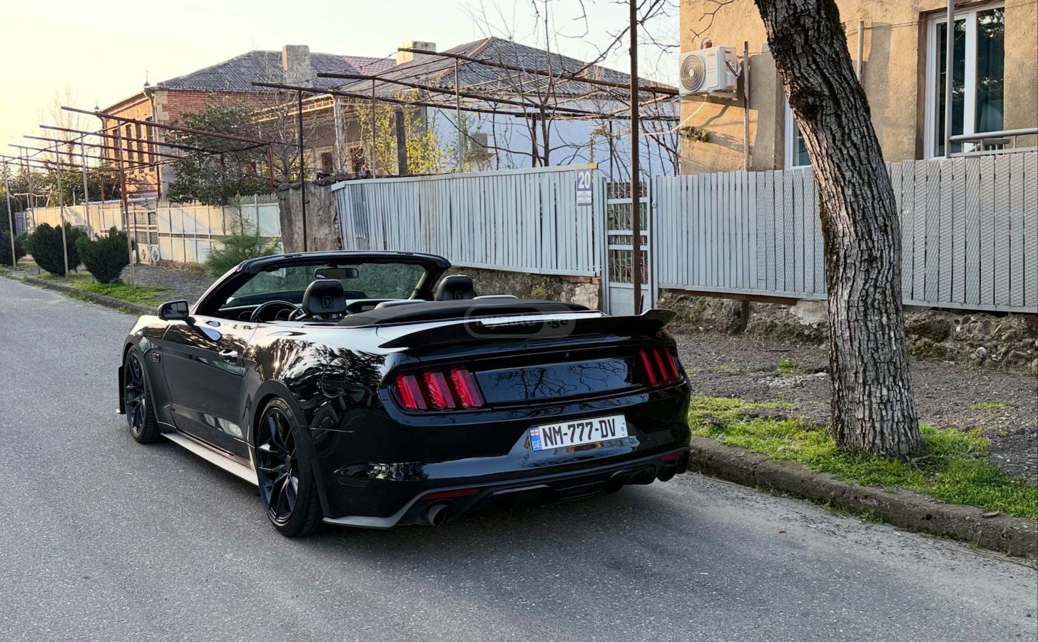 Ford Mustang - фото 10
