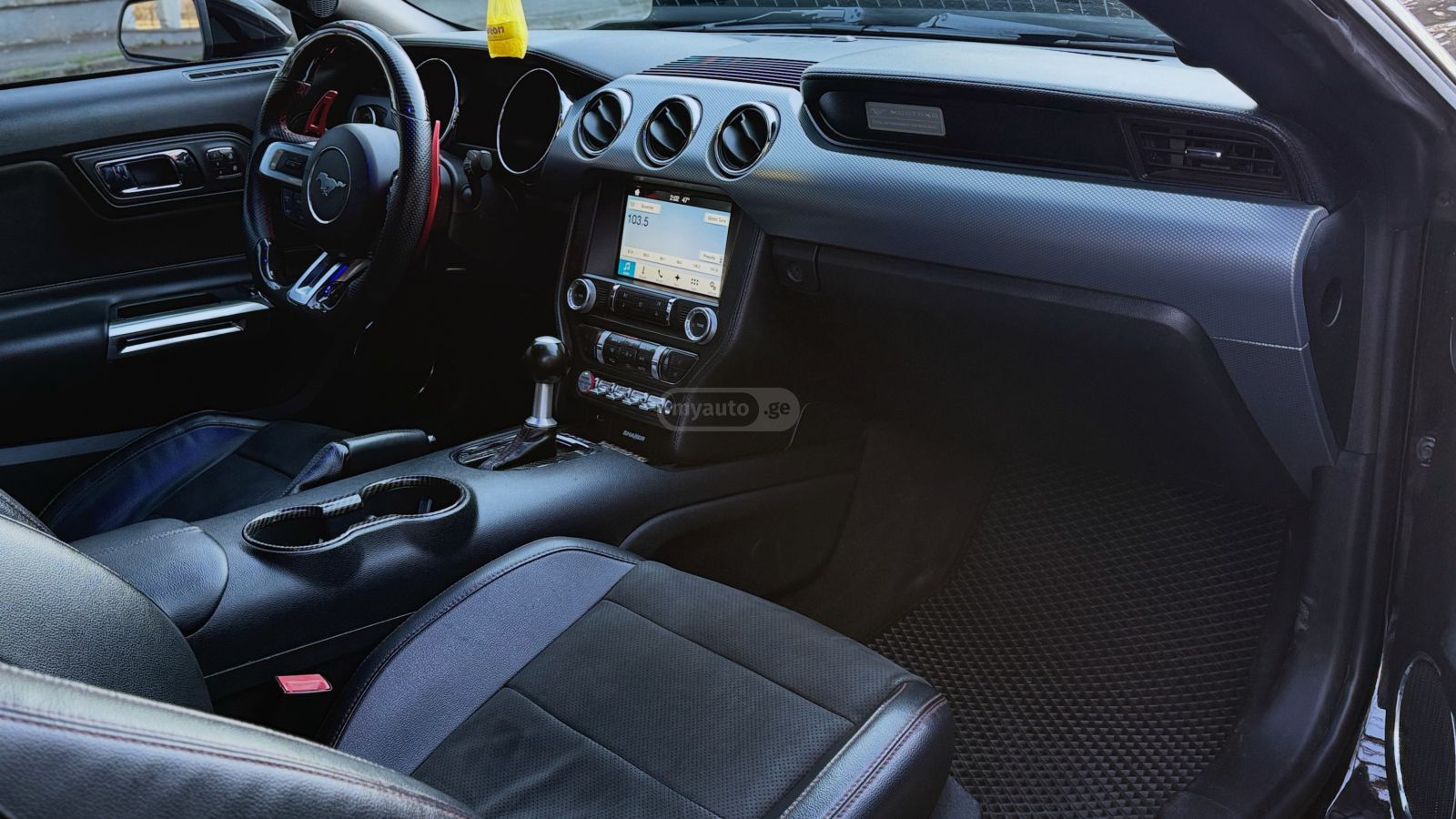 Ford Mustang - фото 5