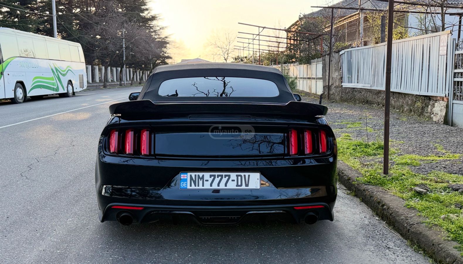 Ford Mustang - фото 6