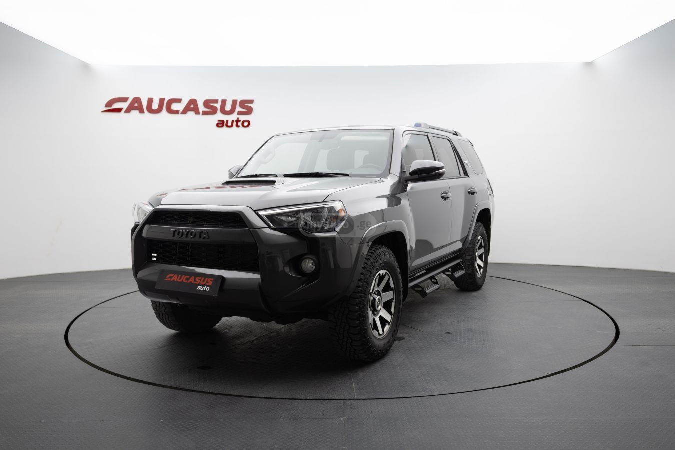 Toyota 4 Runner - фото 1