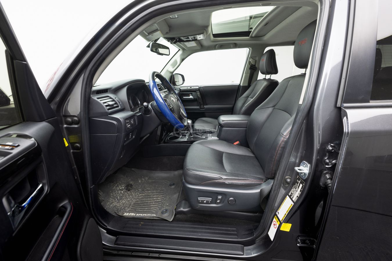 Toyota 4 Runner - фото 10