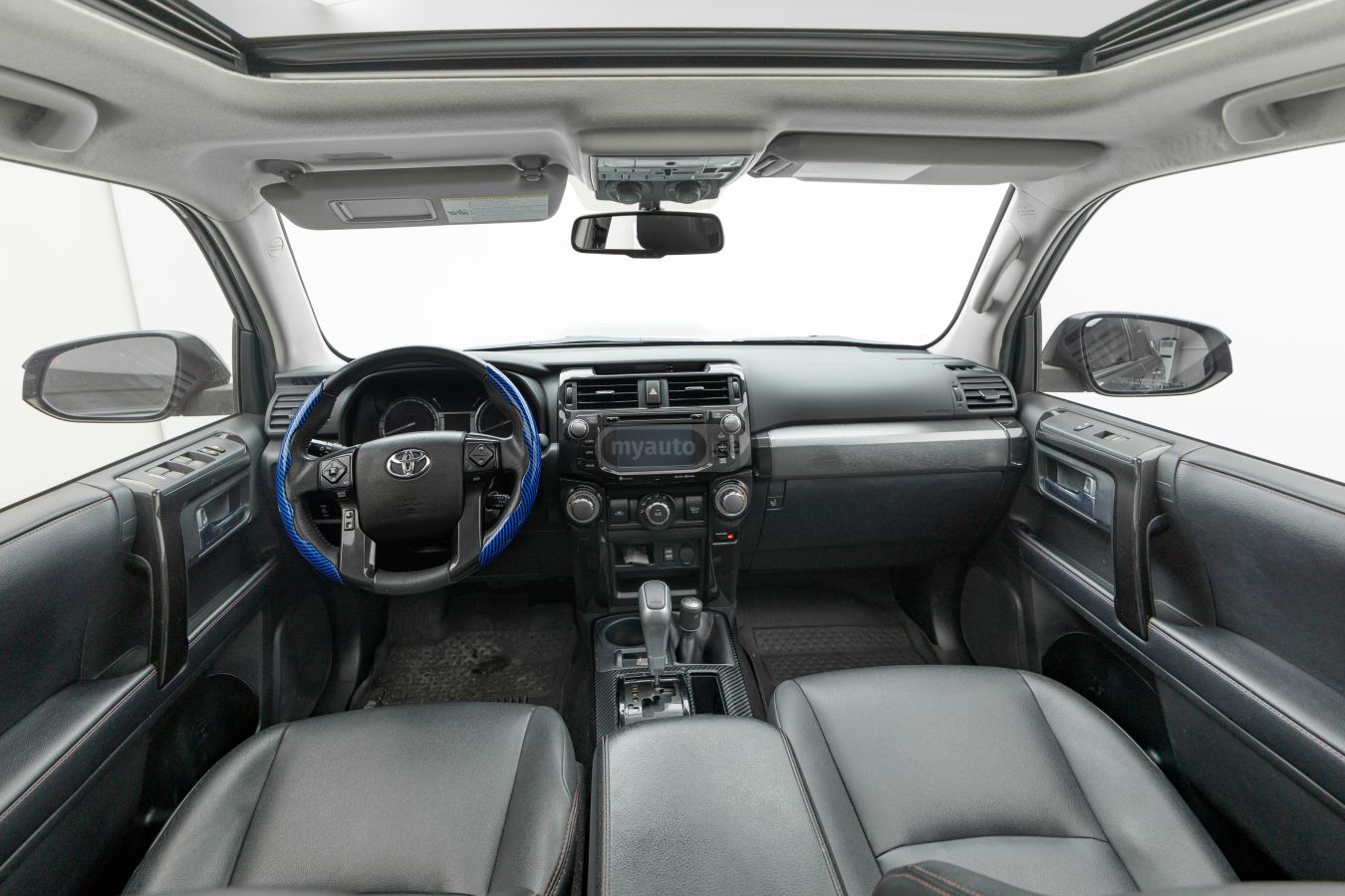 Toyota 4 Runner - фото 9