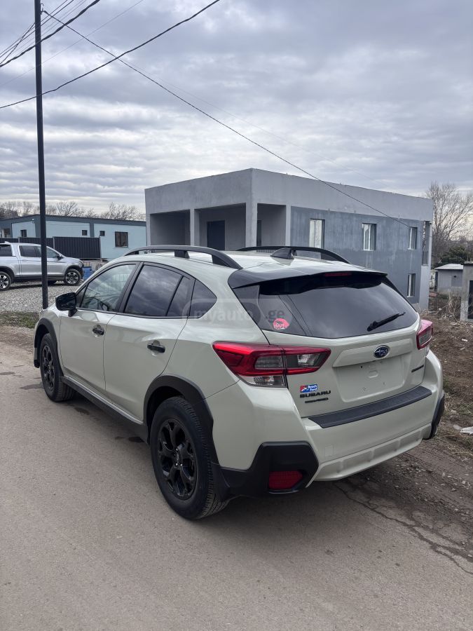 Subaru Premium 4dr All-Wheel Drive CV — миниатюра 4