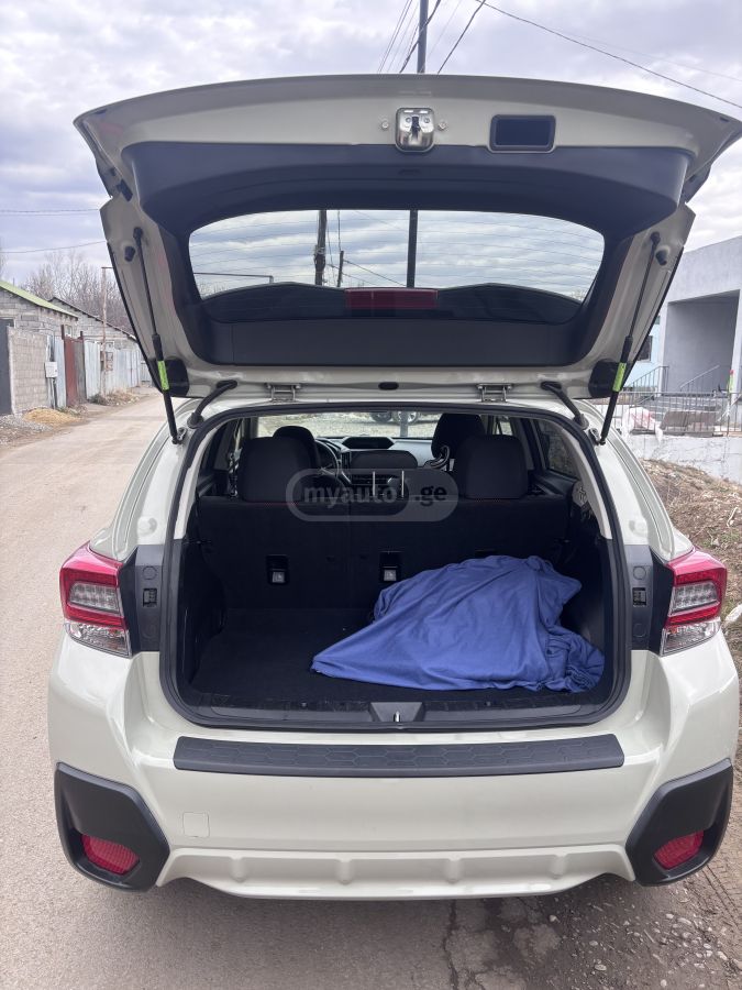 Subaru Premium 4dr All-Wheel Drive CV — миниатюра 7