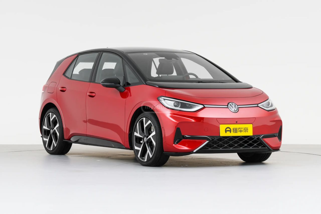 Volkswagen ID 3 - фото 1