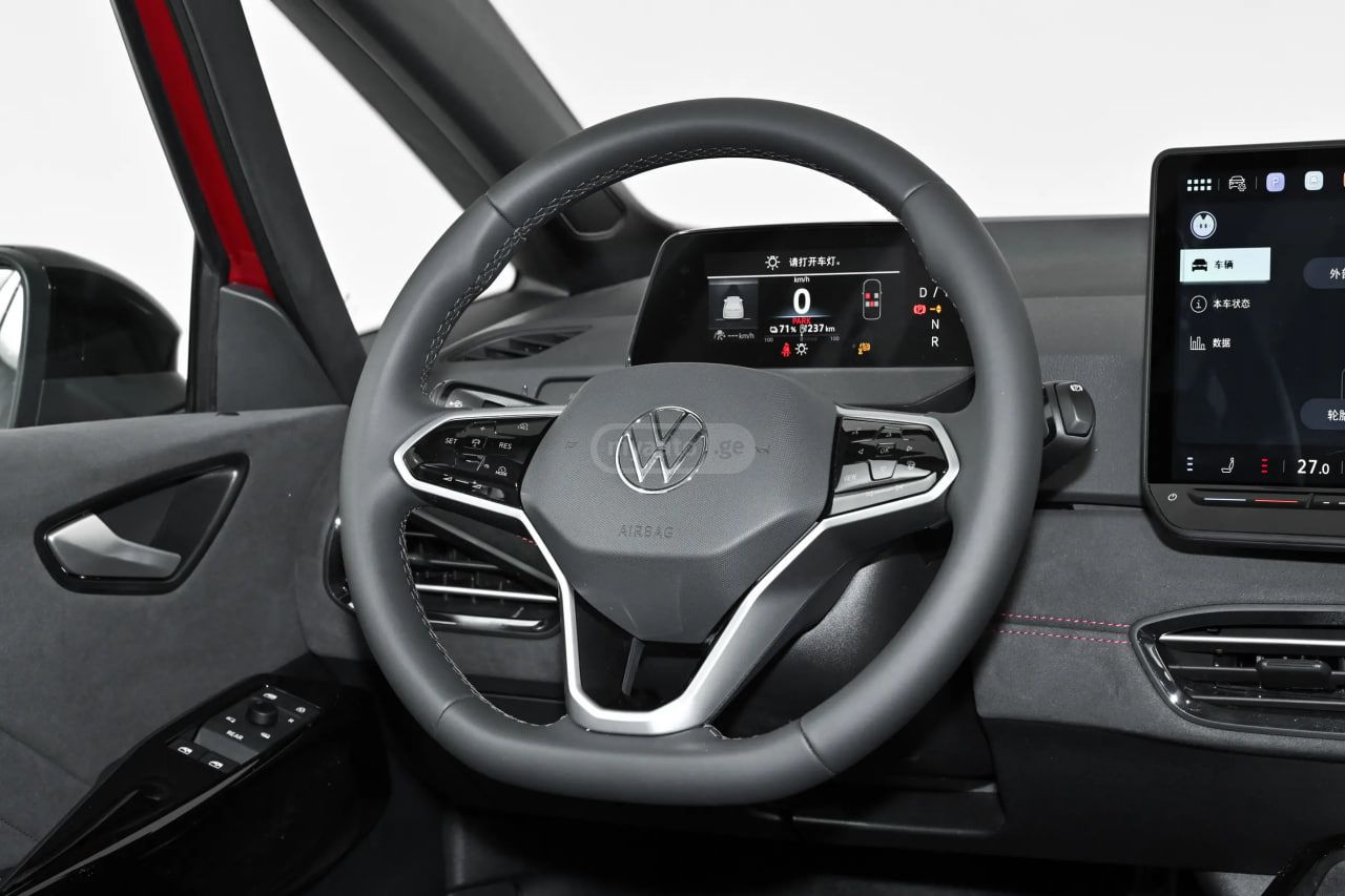 Volkswagen ID 3 - фото 12