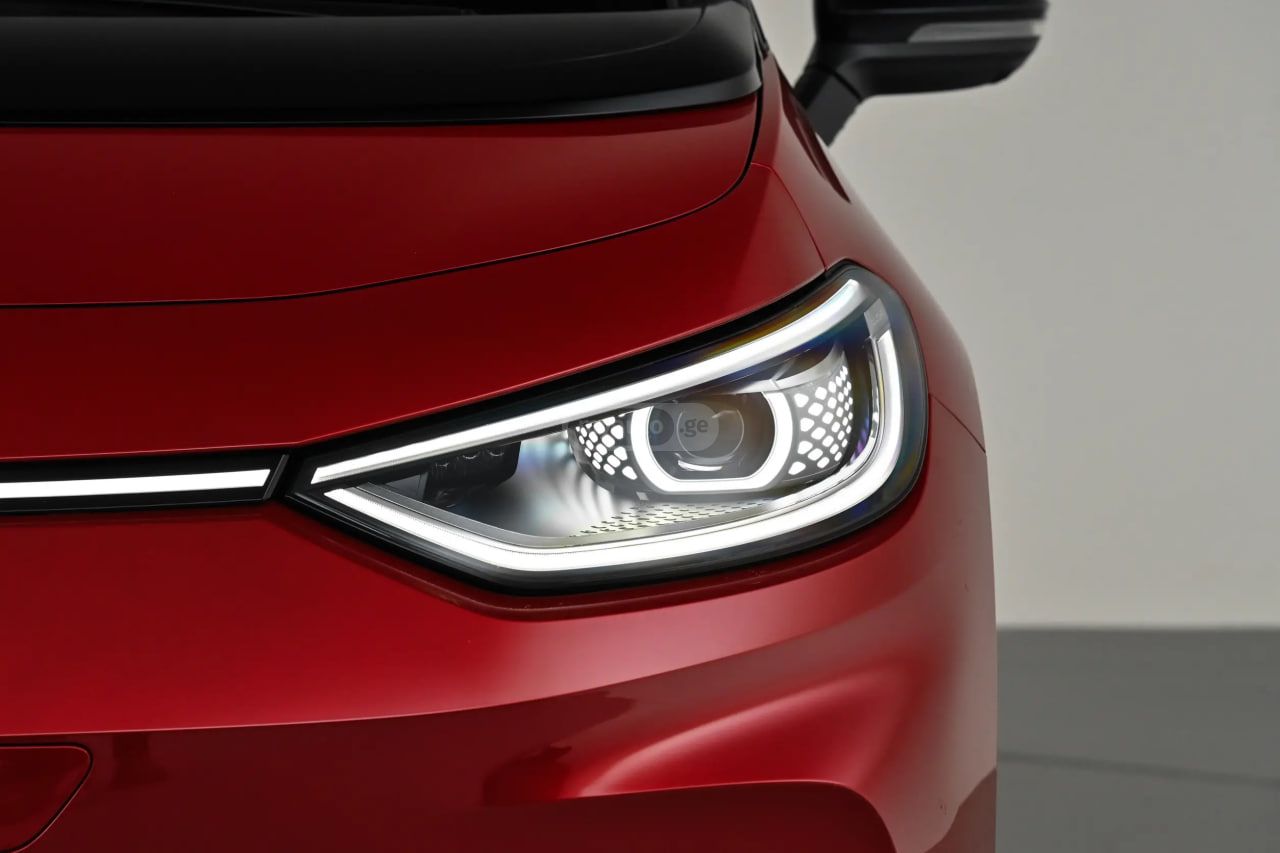 Volkswagen ID 3 - фото 6