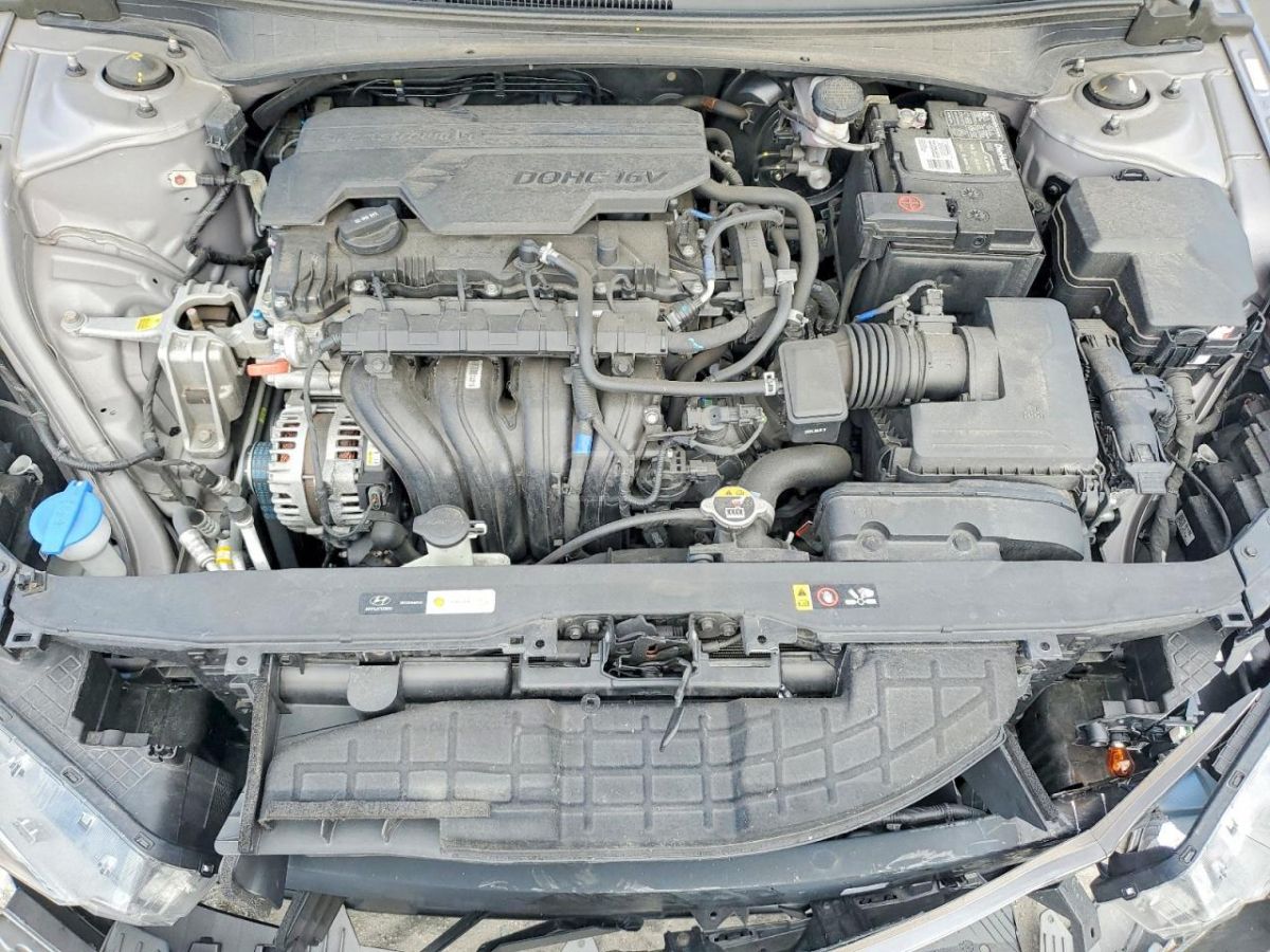 Hyundai Elantra - фото 7