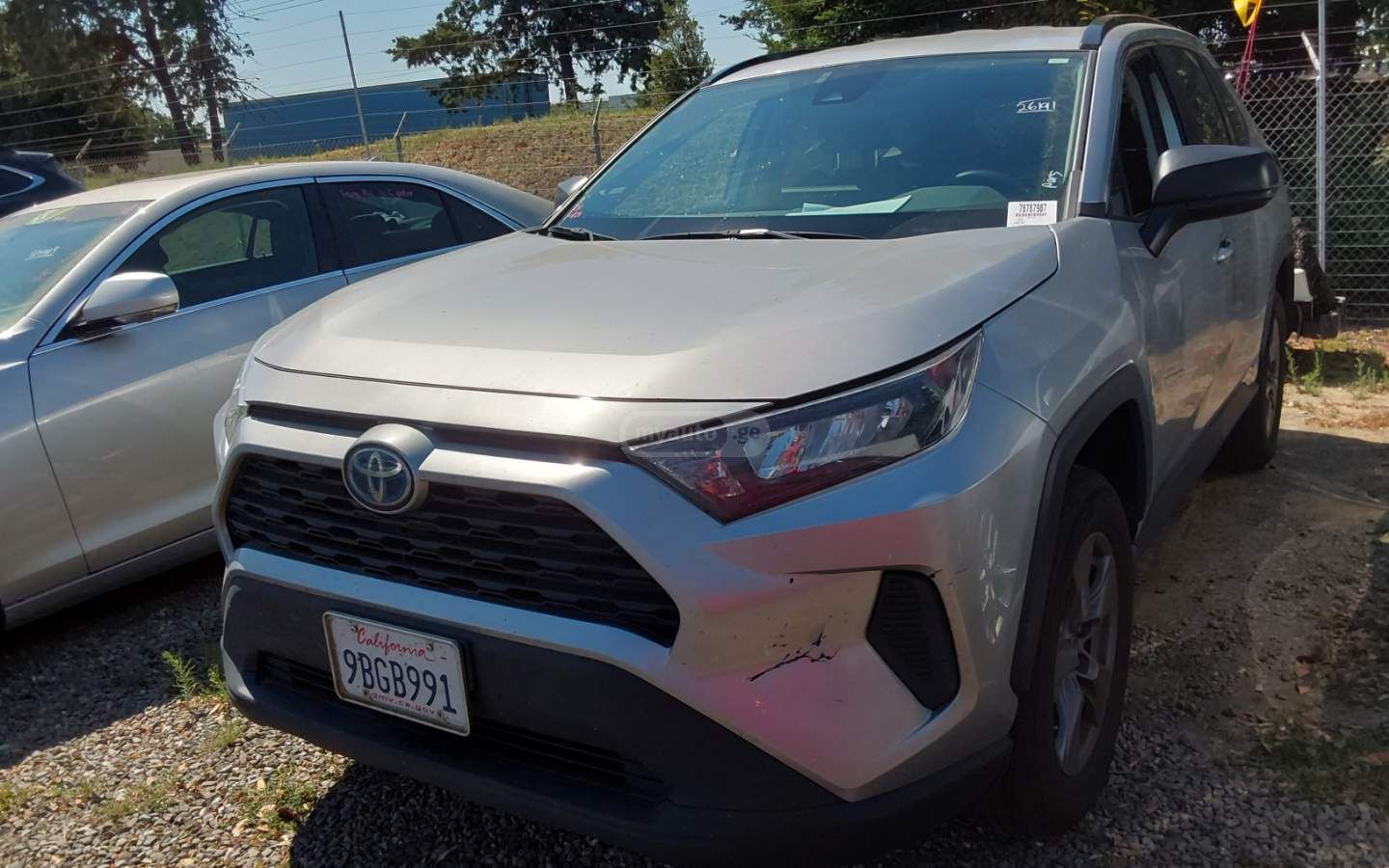 Toyota LE 4dr All-Wheel Drive Automat — миниатюра 2