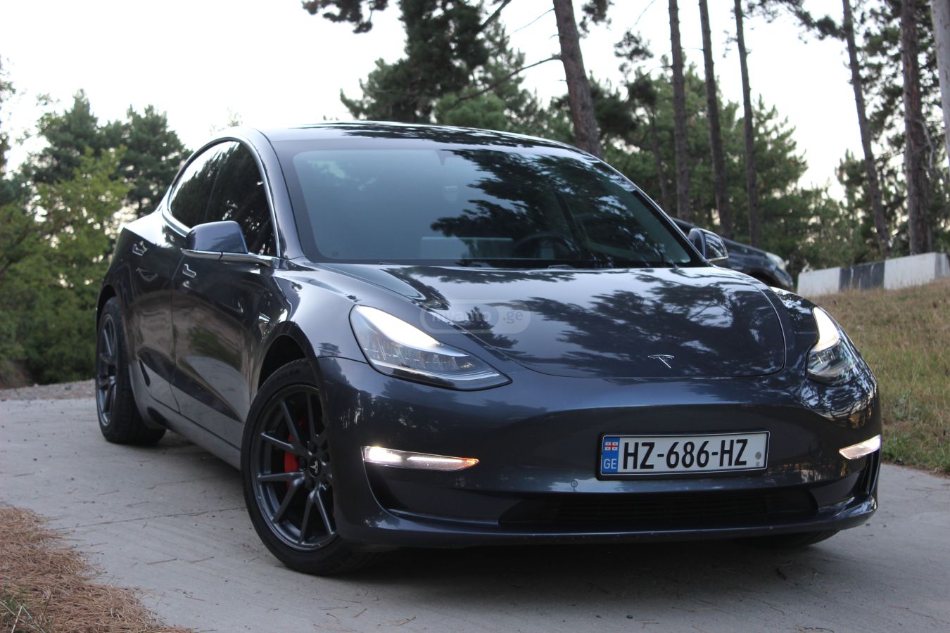 Tesla Model 3 - фото 2