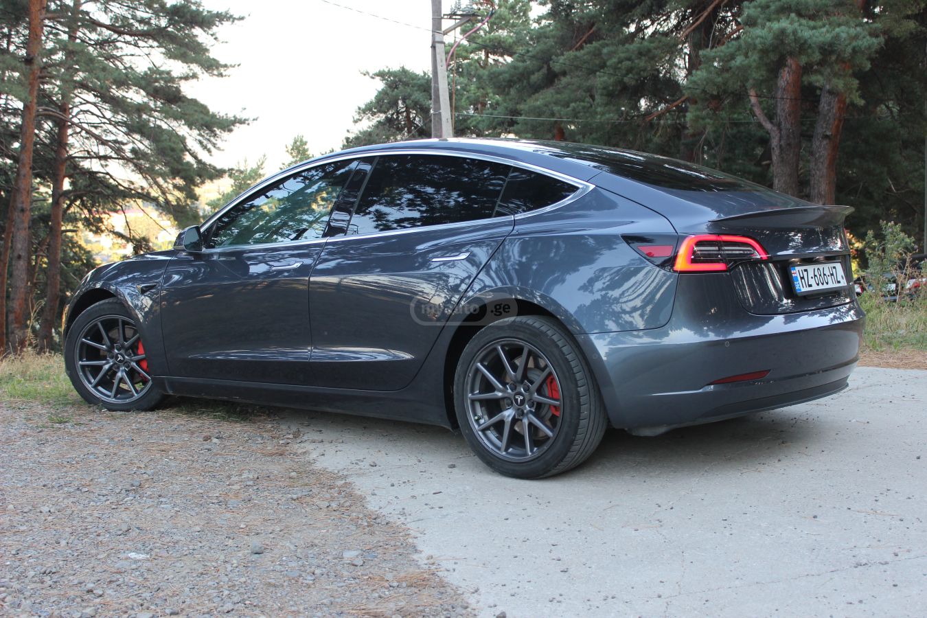 Tesla Model 3 - фото 5