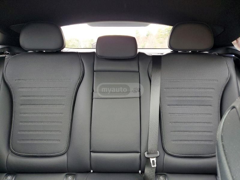 Mercedes-Benz GLC 300 Coupe 4MATIC 2025 — миниатюра 10