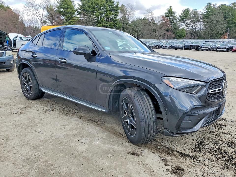 Mercedes-Benz GLC 300 Coupe 4MATIC 2025 — миниатюра 4