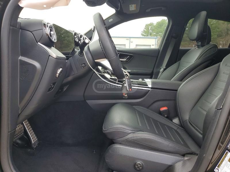 Mercedes-Benz GLC 300 Coupe 4MATIC 2025 — миниатюра 7