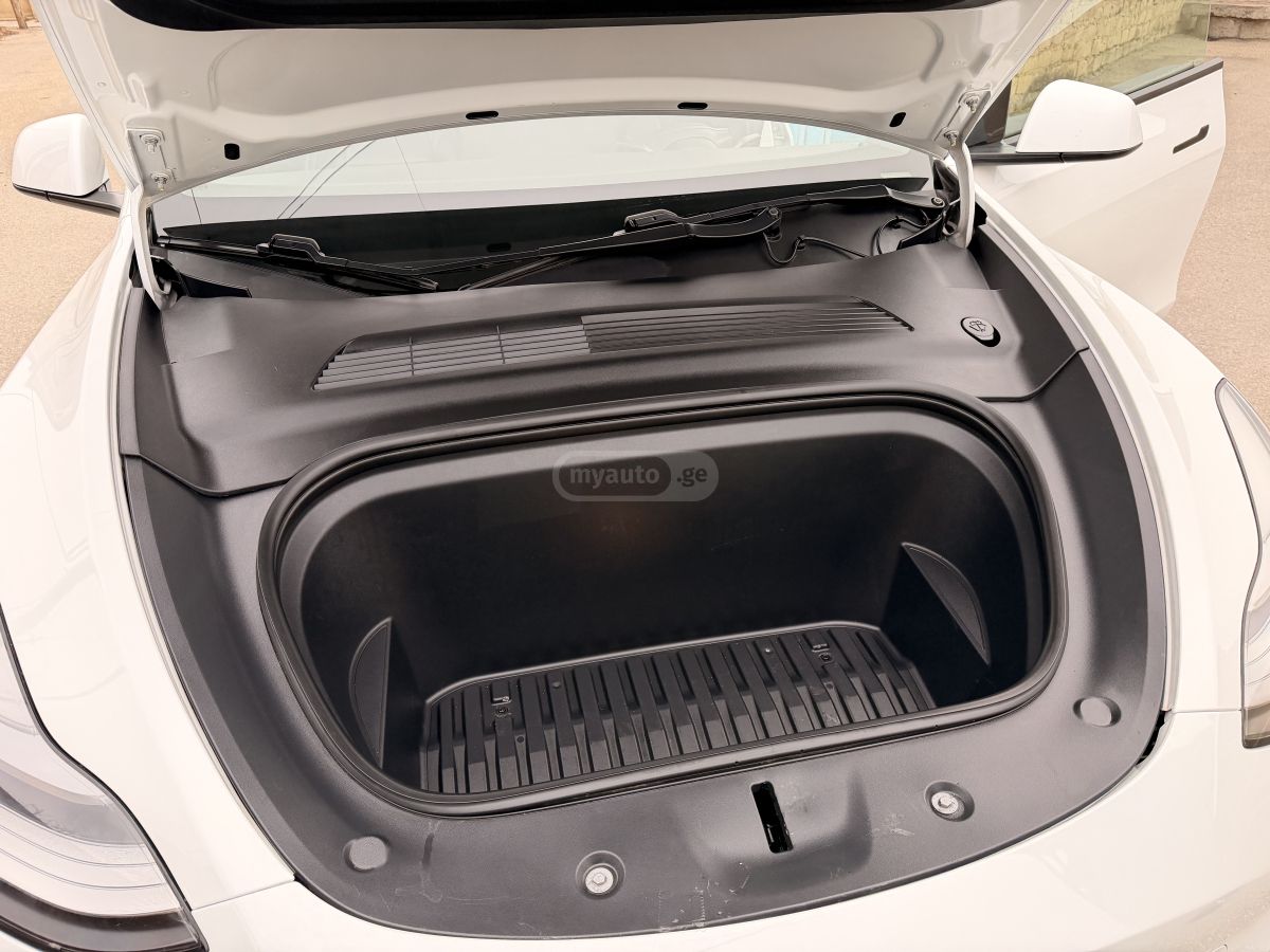 Tesla DUAL MOTOR LONG RANGE — миниатюра 14