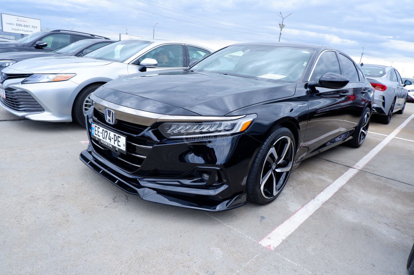 Honda Accord - фото 1