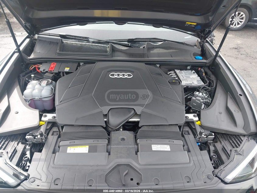 Audi Q8 - фото 4