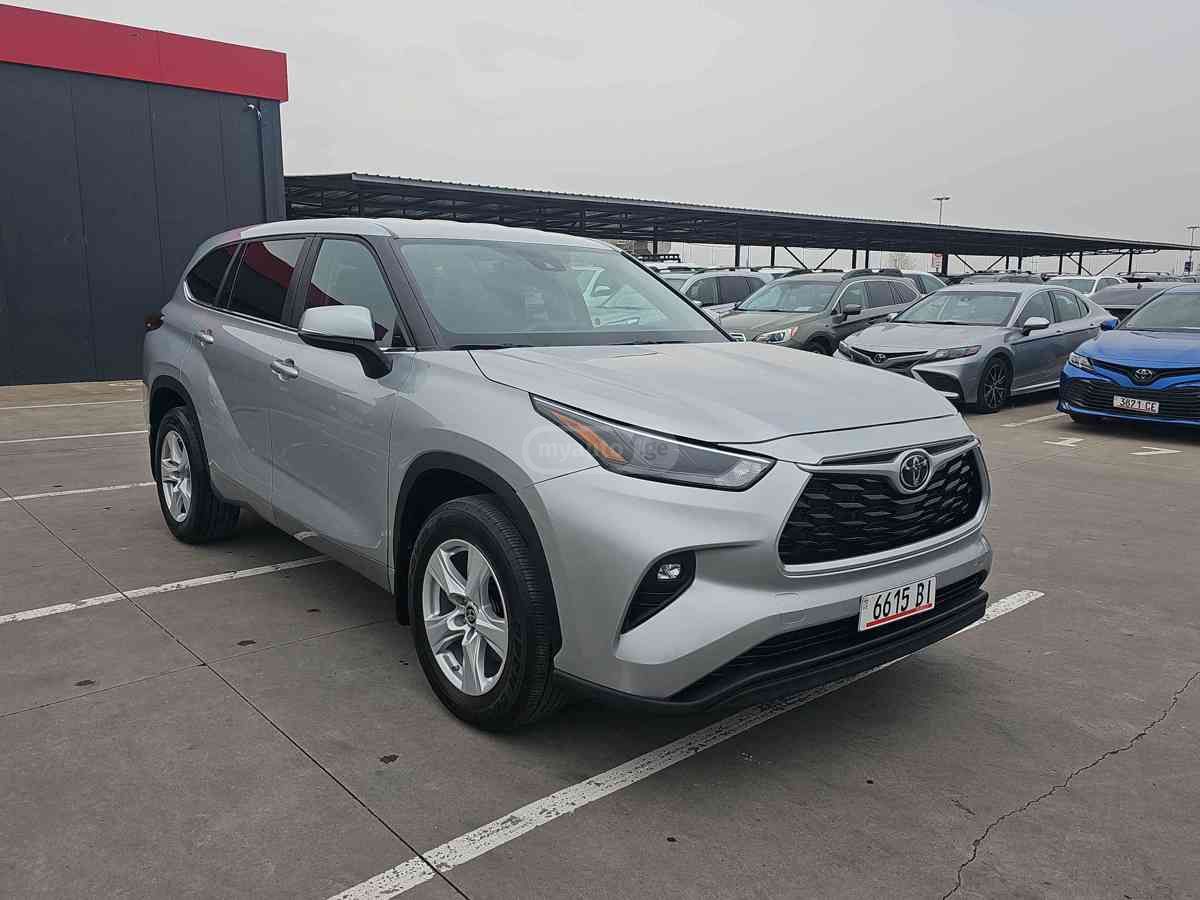 Toyota Highlander Toyota Highlander 2023 — миниатюра 3