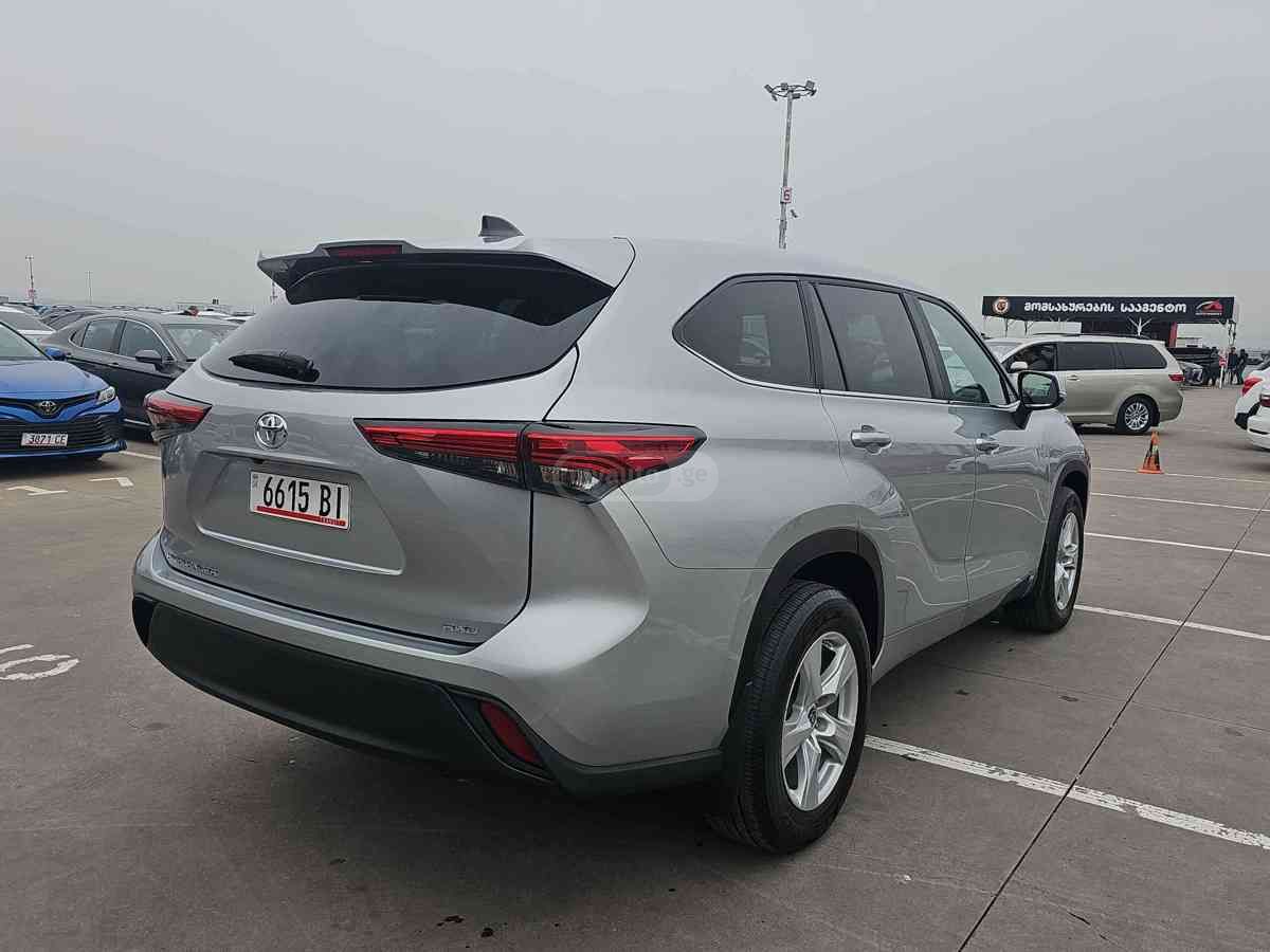 Toyota Highlander Toyota Highlander 2023 — миниатюра 4