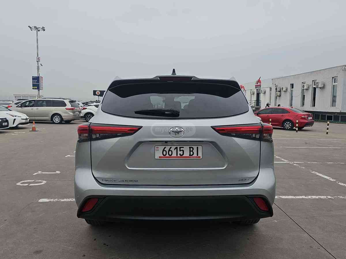 Toyota Highlander Toyota Highlander 2023 — миниатюра 5