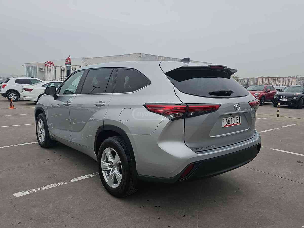 Toyota Highlander Toyota Highlander 2023 — миниатюра 6