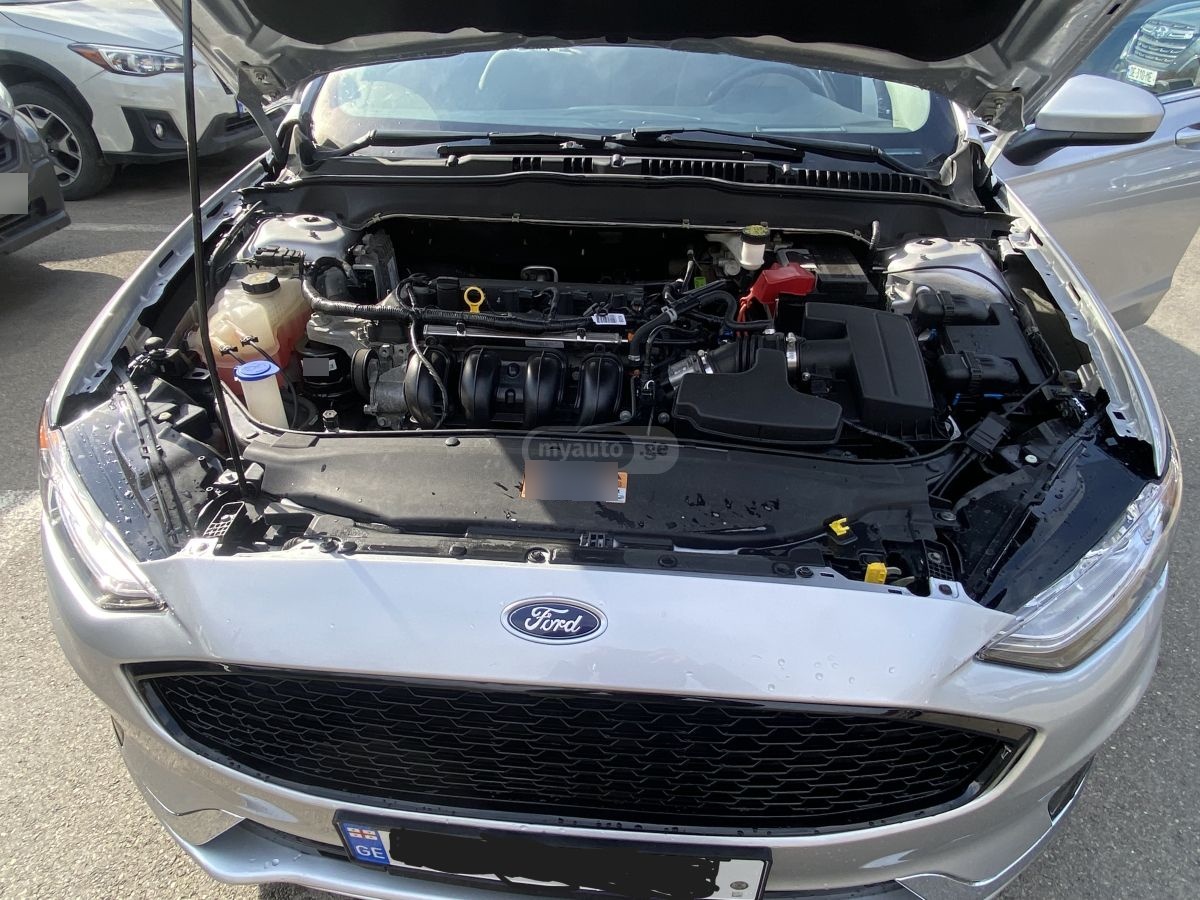 Ford Fusion - фото 8