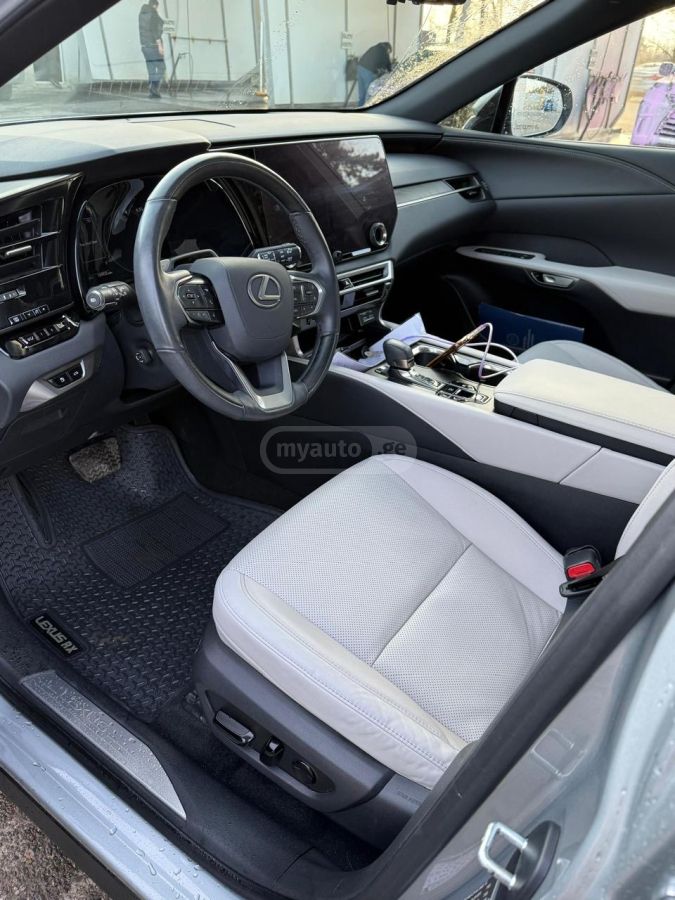 Lexus RX 350 - фото 10