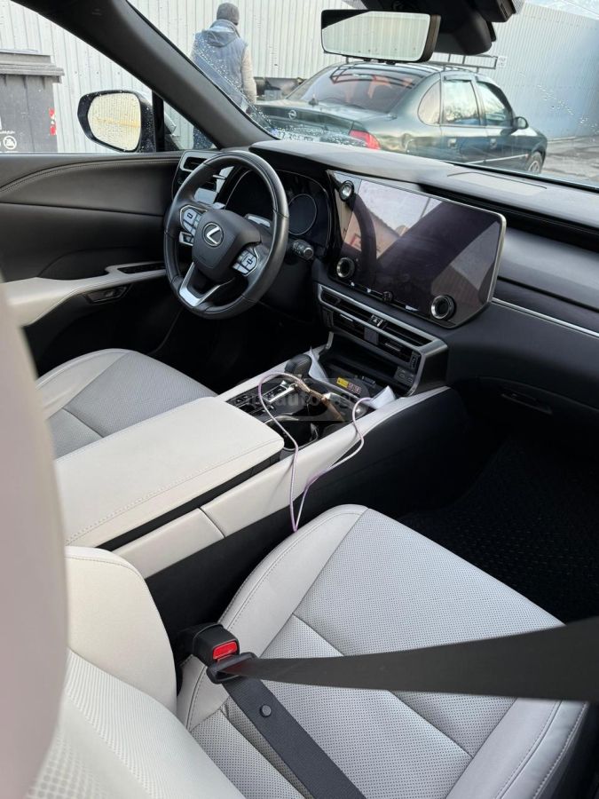 Lexus RX 350 - фото 8