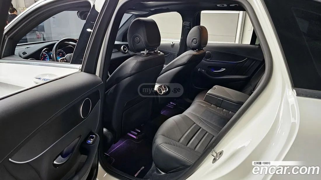 Mercedes-Benz - фото 11