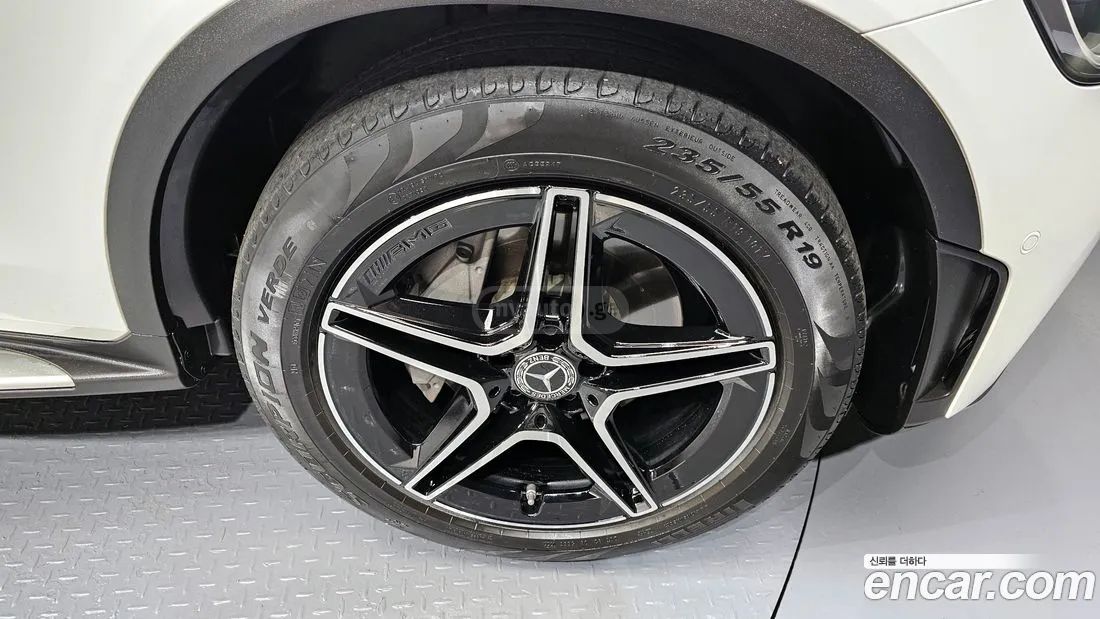 Mercedes-Benz - фото 5