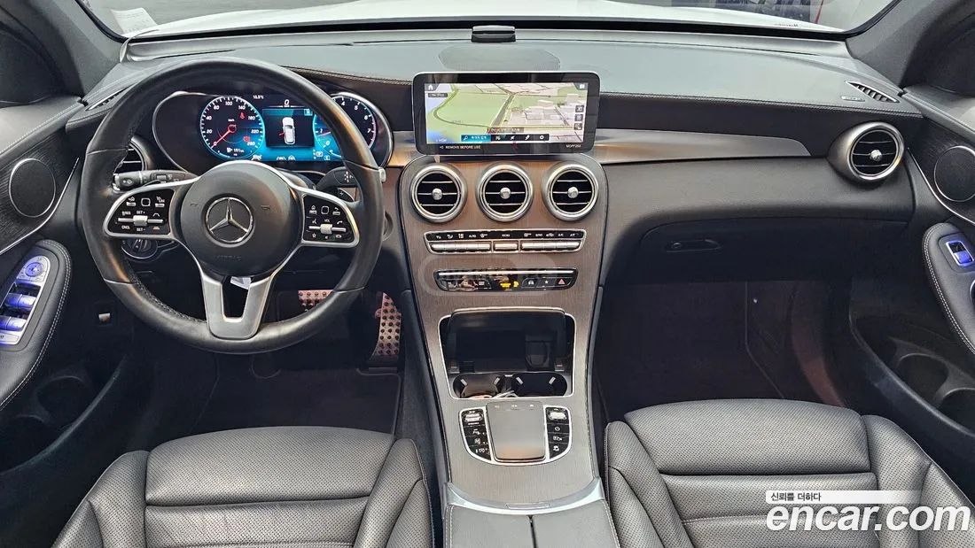 Mercedes-Benz - фото 7