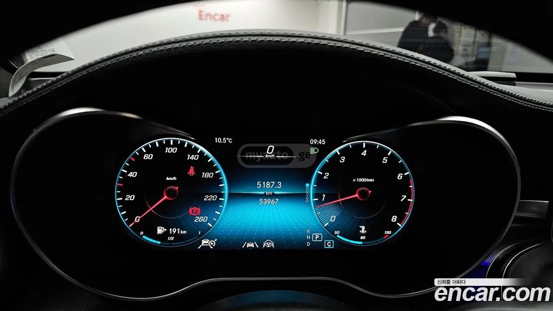 Mercedes-Benz - фото 8