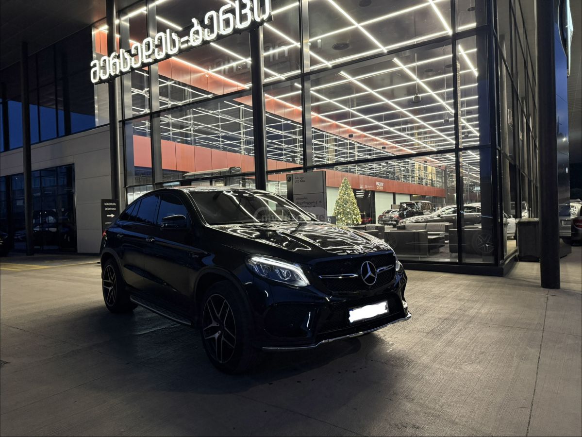 Mercedes-Benz GLE 43 AMG - фото 1