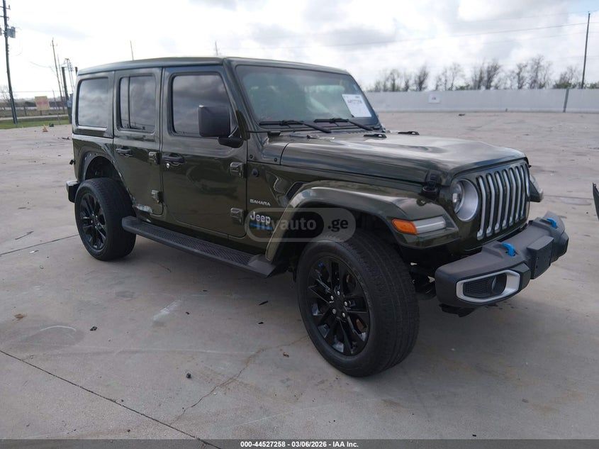Jeep Wrangler - фото 1