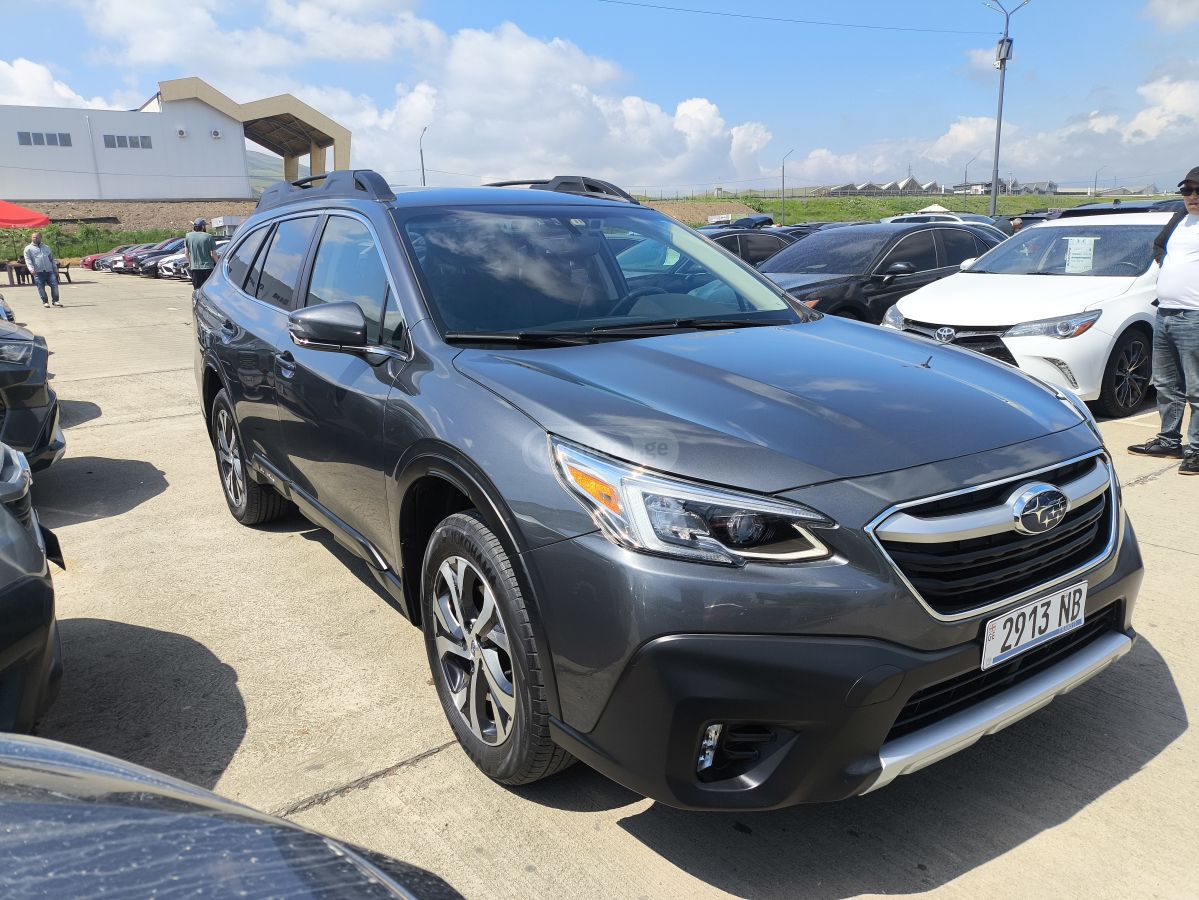 Subaru Outback - фото 1